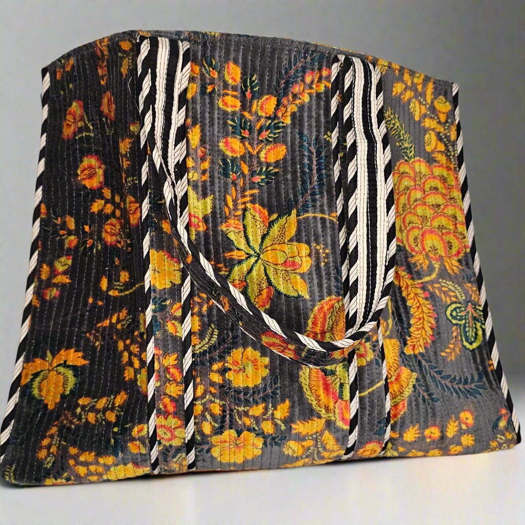 Sunny Flowers in Black