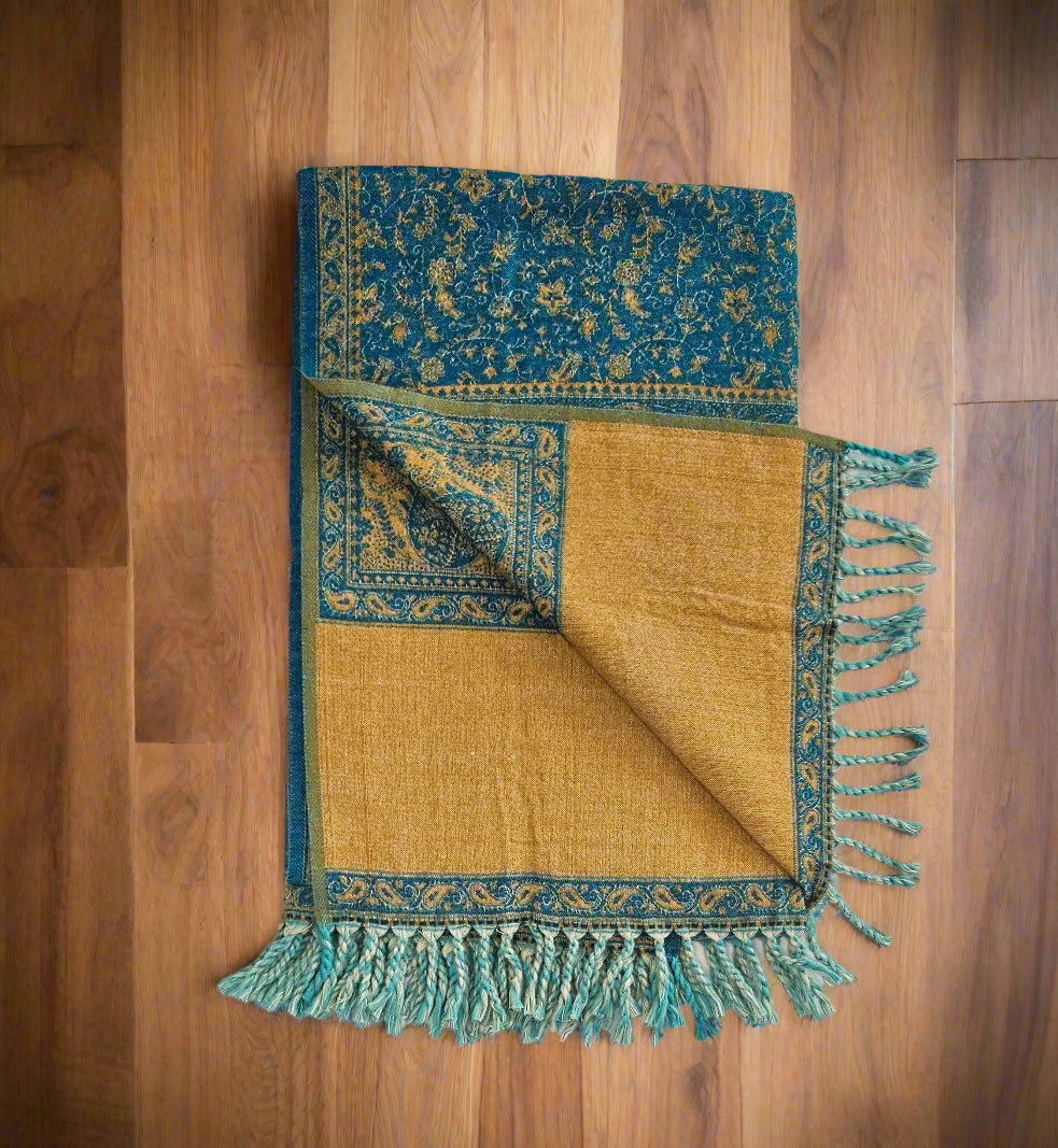 The Blue-Yellow Shawl