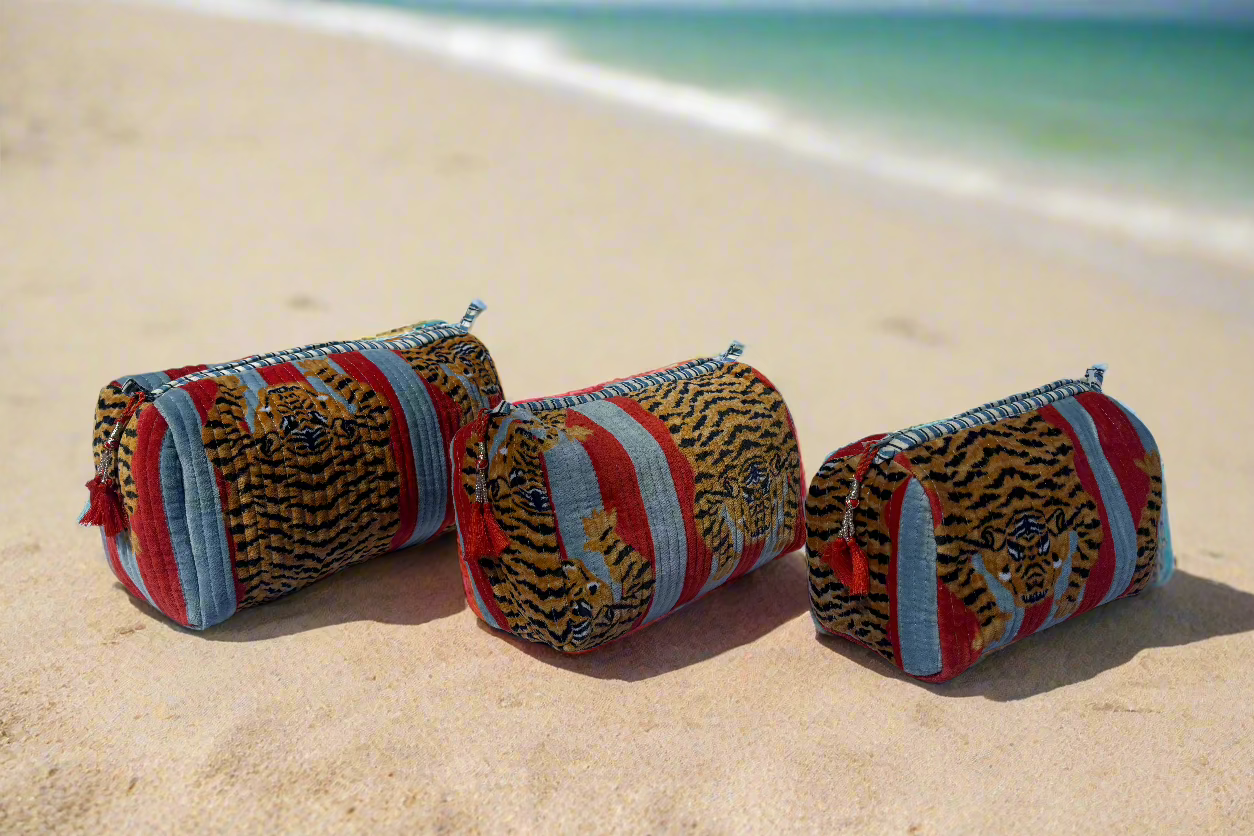 Light Blue-Red Tiger Velvet 3 Piece Travel Set