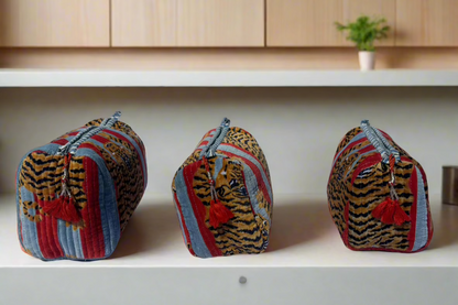 Light Blue-Red Tiger Velvet 3 Piece Travel Set