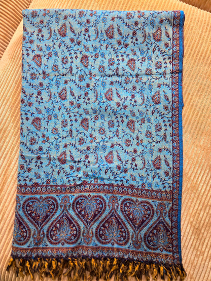 Brown & Teal handwoven yak wool shawl wrap, weave close-up