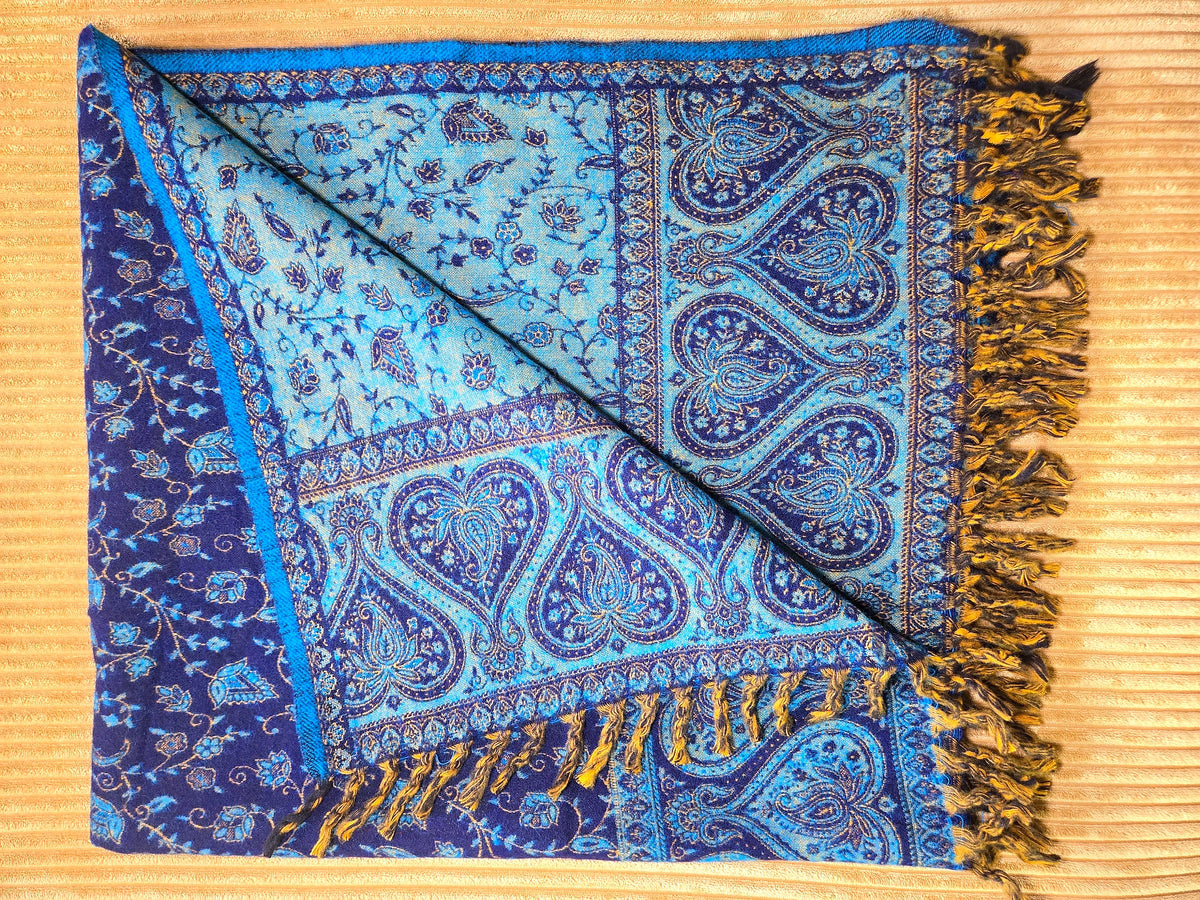 Deep Blue handwoven yak wool shawl wrap, corner