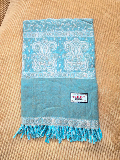 Green & Teal handwoven yak wool shawl wrap, weave close-up